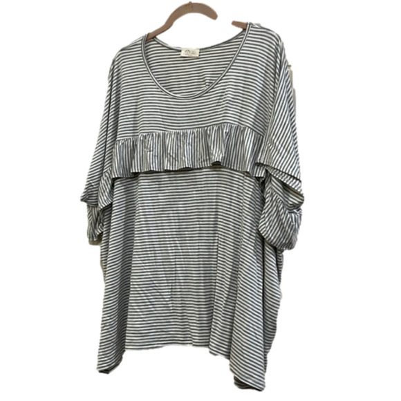Be Stage Tops - BE Stage Soft Flowy Top Like New Condition
